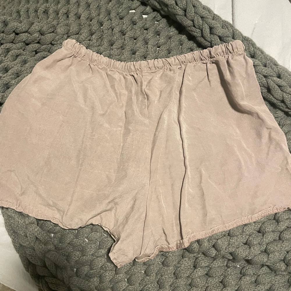 Flowy shorts - Picture 3 of 3